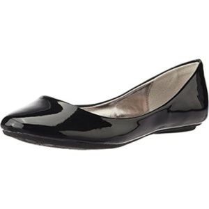Steve Madden Black Patent Heaven Flats